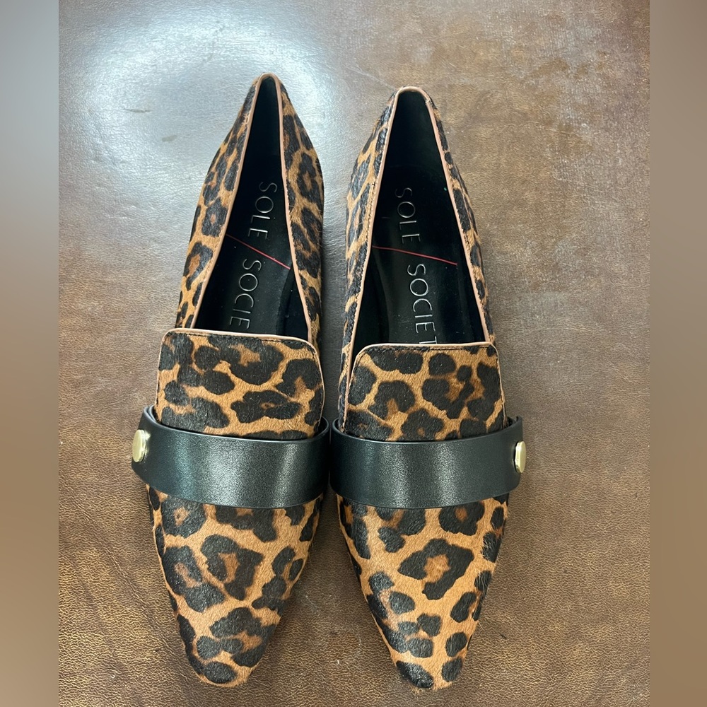 Sole society flats